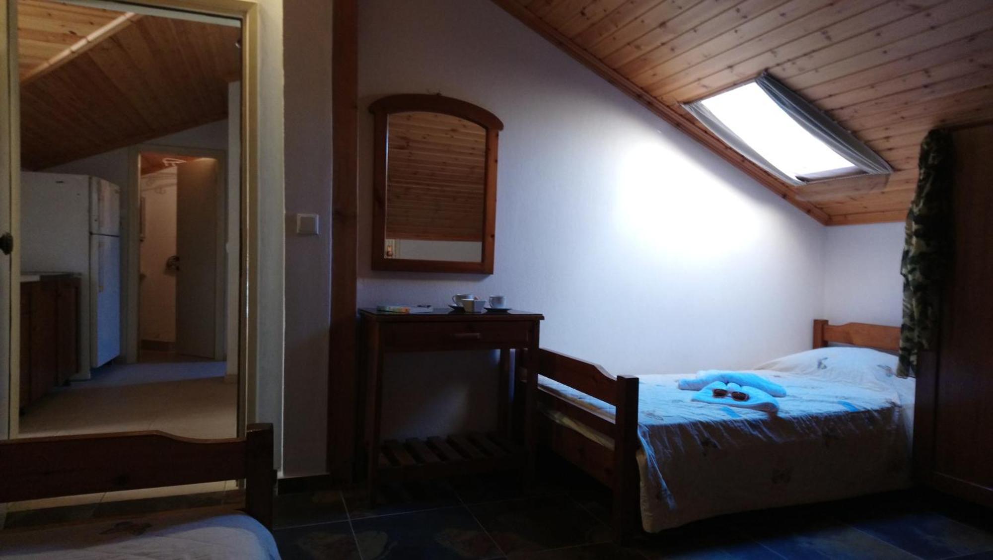 Kiwi Kastle Aparthotel Néa Fókaia Εξωτερικό φωτογραφία
