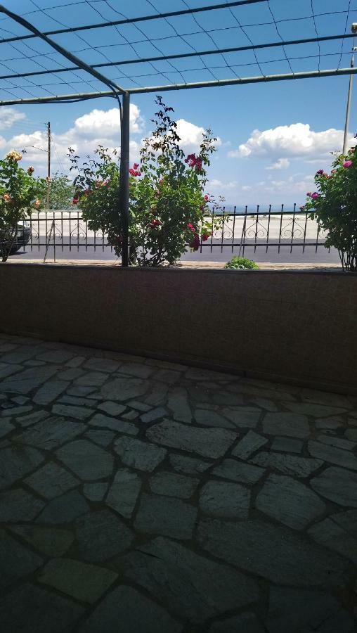 Kiwi Kastle Aparthotel Néa Fókaia Εξωτερικό φωτογραφία